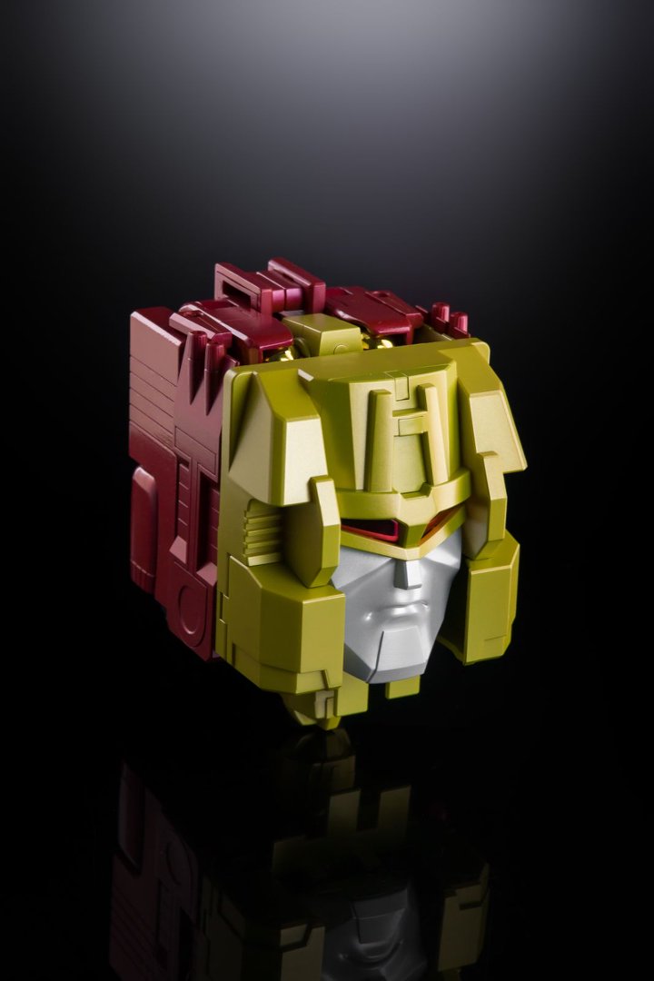 XTransbots MX-70 Varek Zarak