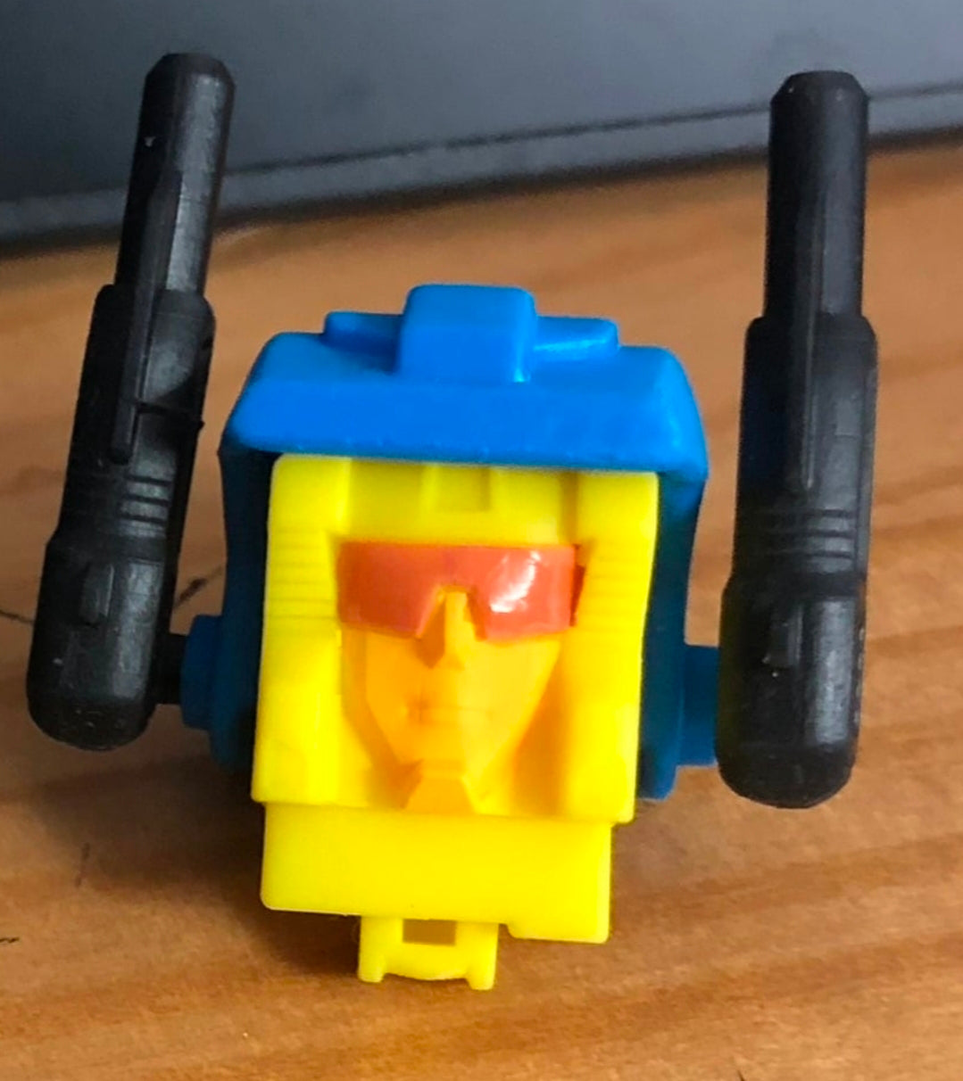 G1 Nightbeat Headmaster & Upgrade Set